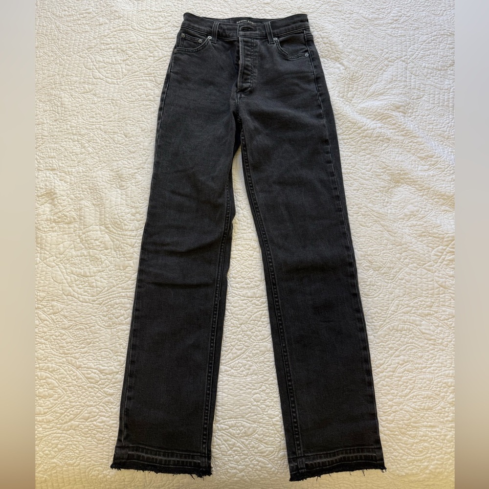 Denim Forum Blackish Gray Straight Jeans Classic Style